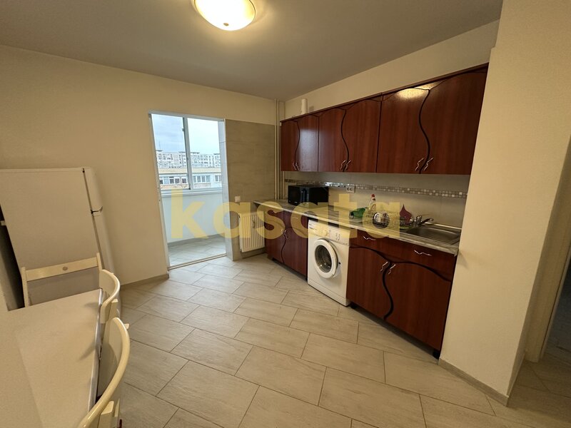 Crangasi 2 camere bloc reabilitat etaj intermediar renovat